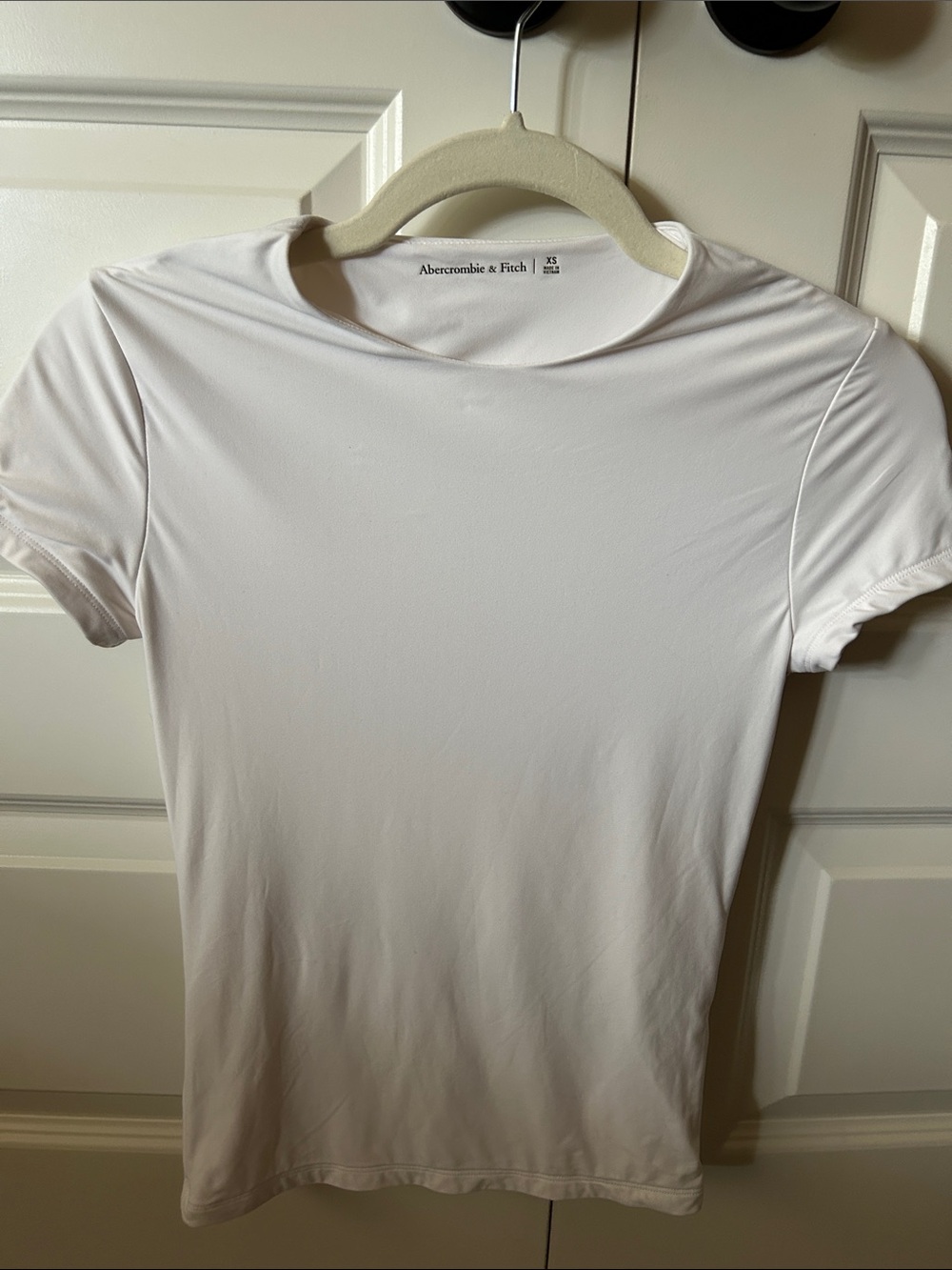 Womens Abercrombie & Fitch White Short Sleeve Crew Tee